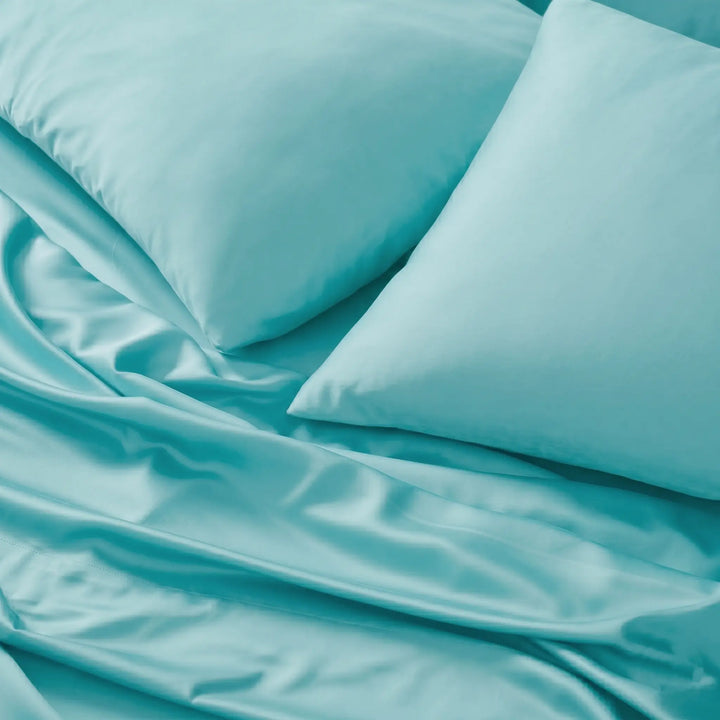 Aqua