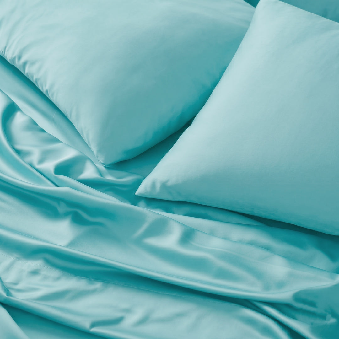 Aqua
