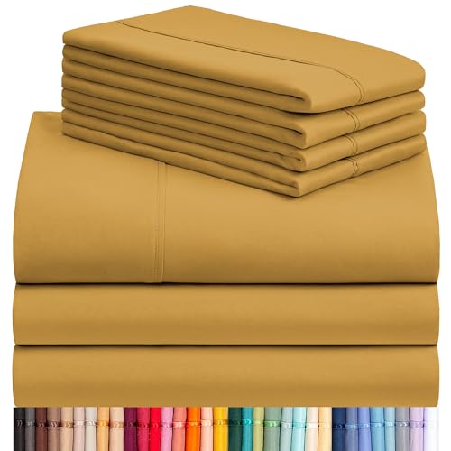 a stack of bed sheets