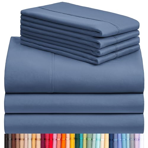 a stack of blue sheets